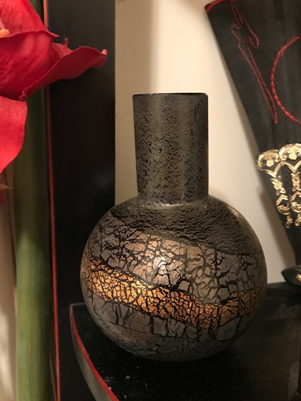 Vintage art glass Laslo by Mikasa crackle glazed short bud vase